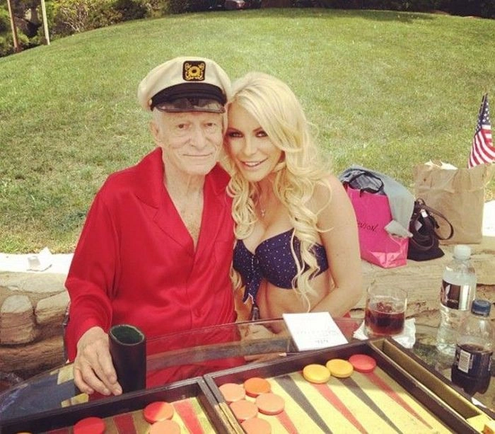 "Старий жартівник" знову вступає в шлюб (35 фото) – фото 6