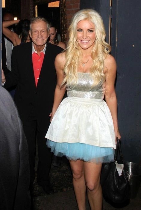 "Старий жартівник" знову вступає в шлюб (35 фото) – фото 10