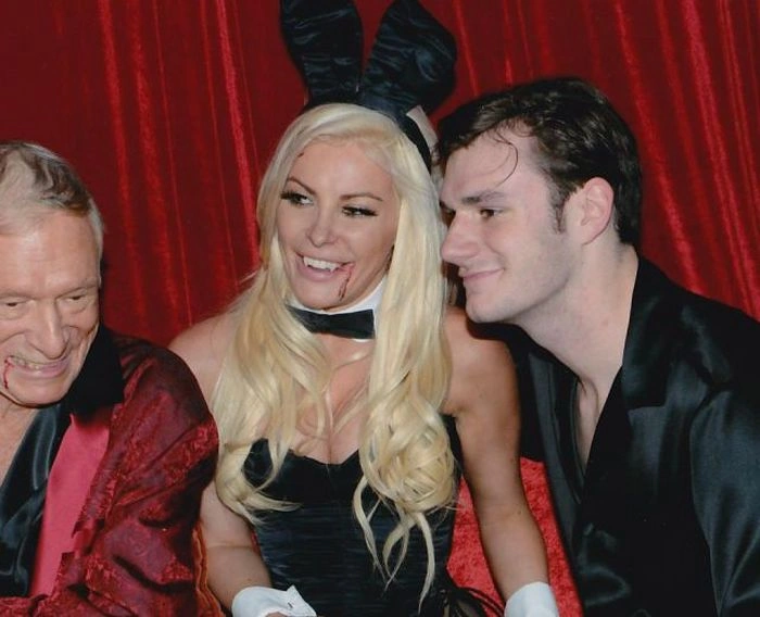 "Старий жартівник" знову вступає в шлюб (35 фото) – фото 16