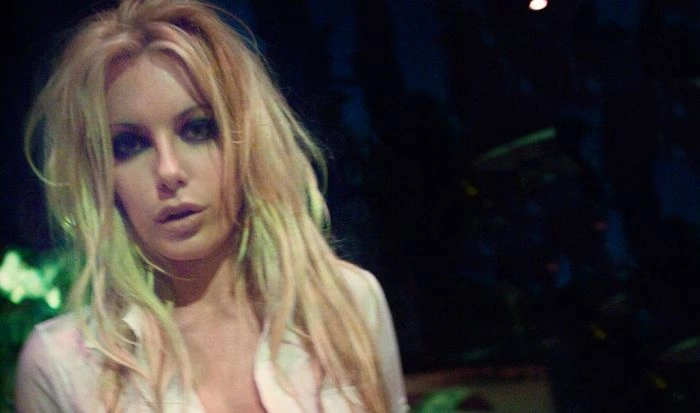 "Старий жартівник" знову вступає в шлюб (35 фото) – фото 28