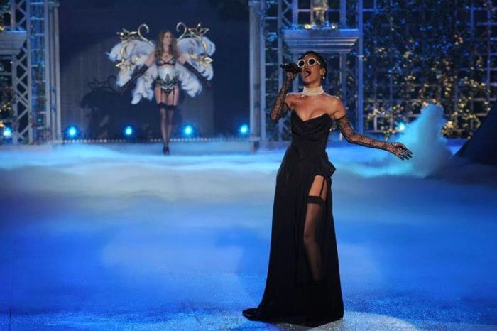 Прекрасні моделі Victoria's Secret. Частина 2 (51 фото) – фото 26