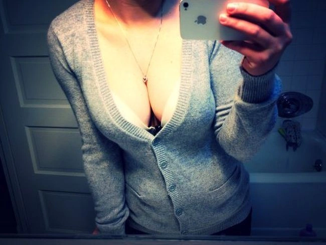 Дівчата з чудовою груддю (40 фото) – фото 26