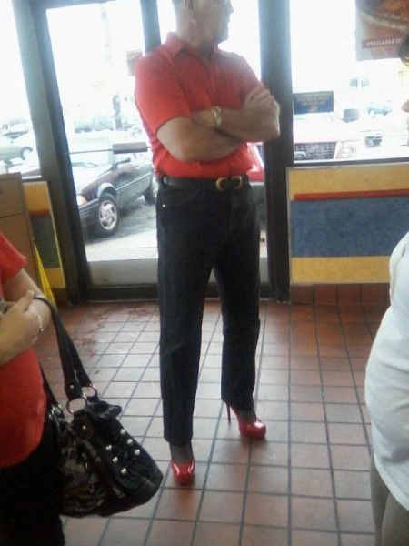 Смішні "модники та модниці" з соціальних мереж (73 фото) – фото 33