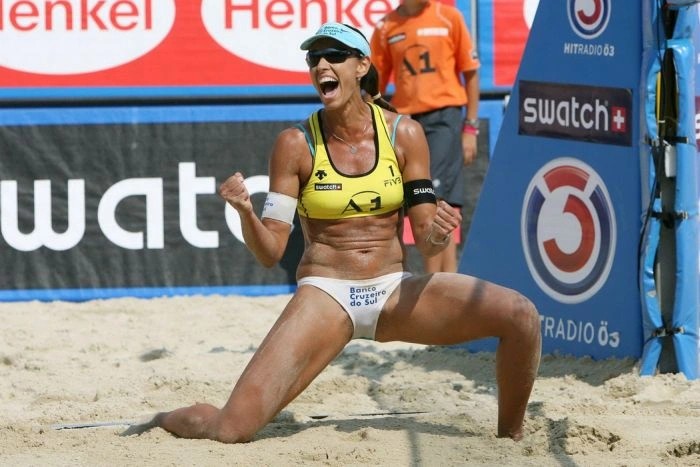 Відверті пози привабливих спортсменок. Частина 4 (70 фото) – фото 5