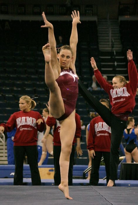 Відверті пози привабливих спортсменок. Частина 4 (70 фото) – фото 9