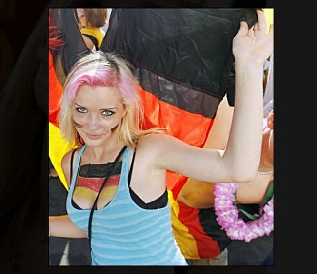 Німецькі фанатки ЄВРО-2012 (53 фото) – фото 32