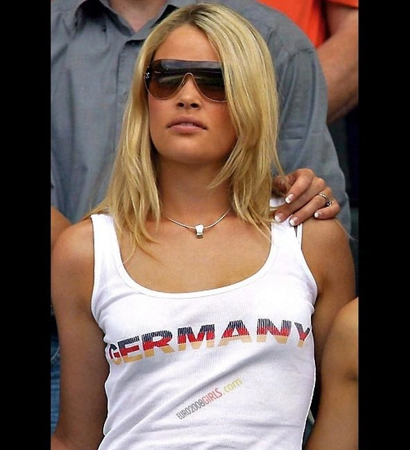 Німецькі фанатки ЄВРО-2012 (53 фото) – фото 50