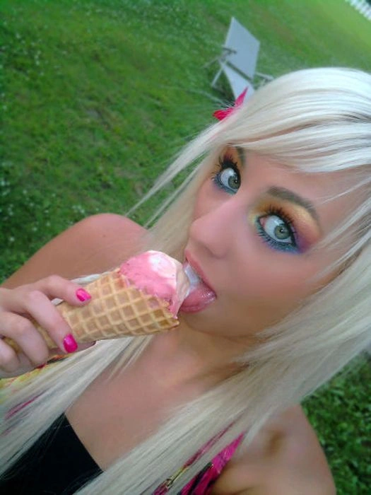 Дівчата-емо (58 фото) – фото 52