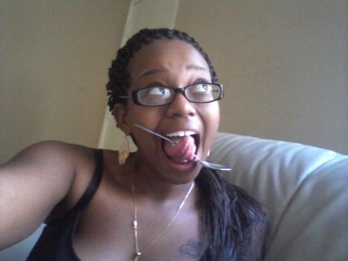 Дівчина з найдовшою мовою на планеті (19 фото) – фото 6