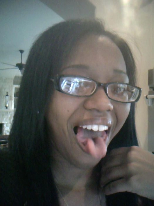 Дівчина з найдовшою мовою на планеті (19 фото) – фото 13