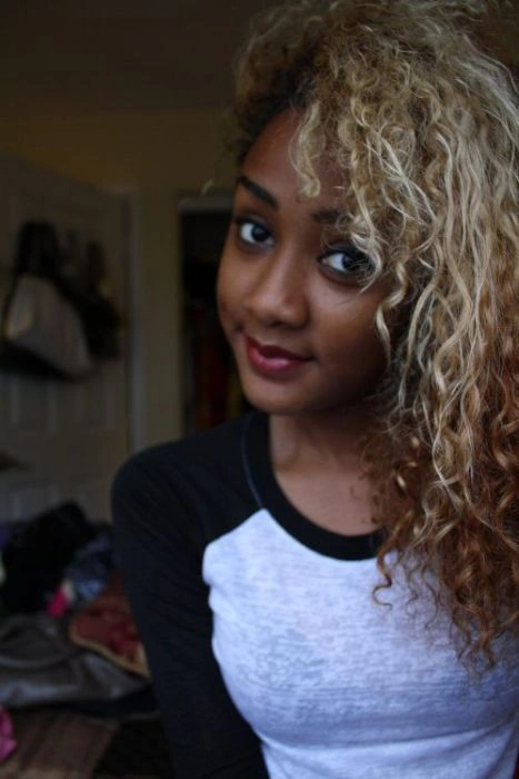 Чарівні дівчата з темною шкірою (50 фото) – фото 30