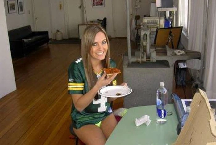 Дівчата, які обожнюють піцу (43 фото) – фото 10