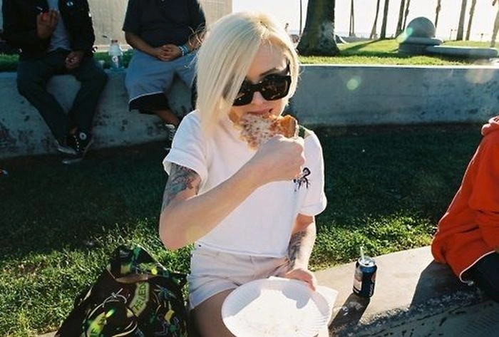 Дівчата, які обожнюють піцу (43 фото) – фото 24