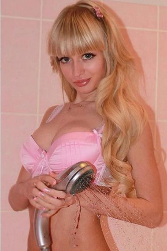 Анжелика Кенова - жива лялька Барбі з Москви (14 фото) – фото 5