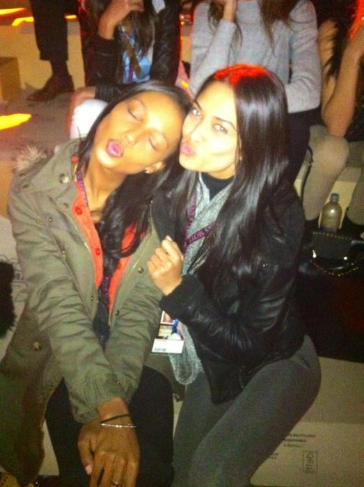 Дівчата Victoria's Secret за лаштунками (42 фото) – фото 23