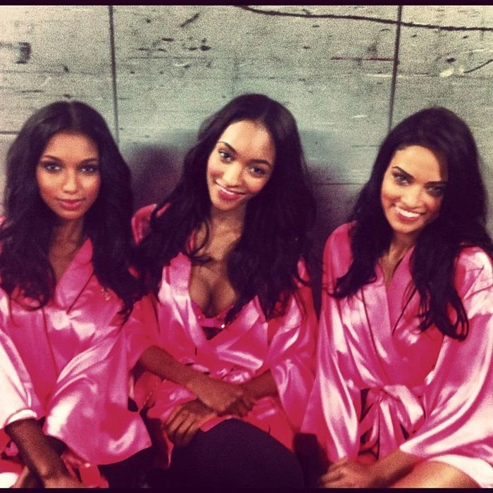 Дівчата Victoria's Secret за лаштунками (42 фото) – фото 28