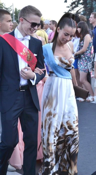 Шановні випускниці 2012 року (36 фото) – фото 6