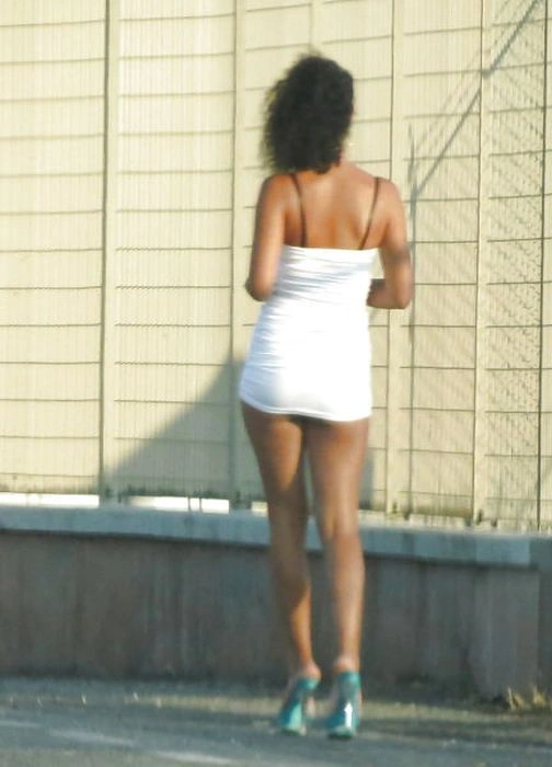 Італійські легкодоступні дівчата. Частина 2 (32 фото) – фото 18