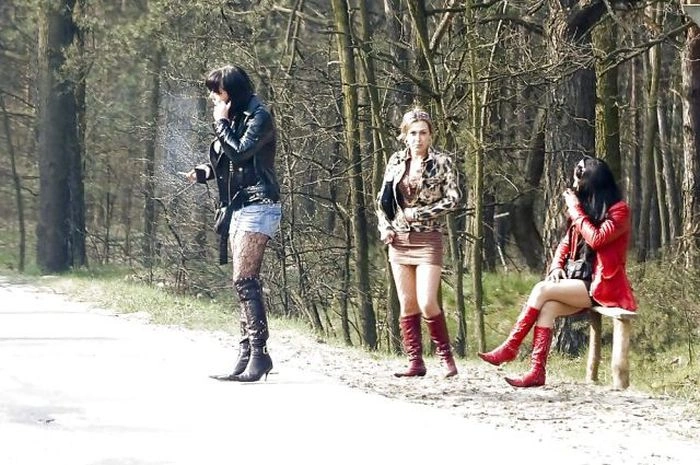 Італійські легкодоступні дівчата. Частина 2 (32 фото) – фото 26