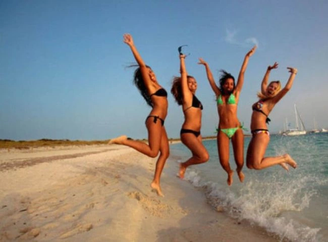 Літо. Дівчата. Пляж (60 фото) – фото 44