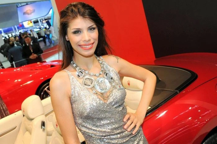 Дівчата з автовиставки в Сан-Паулу (45 фото) – фото 3