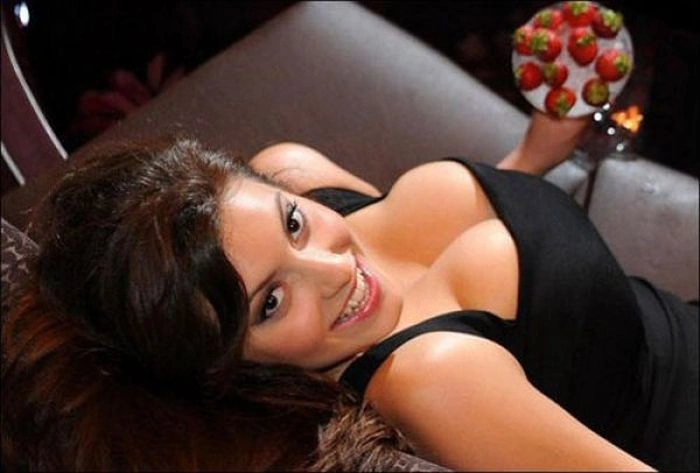 Привабливі дівчата з вражаючим розміром грудей (61 фото) – фото 15