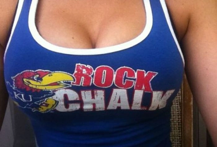 Привабливі дівчата з вражаючим розміром грудей (61 фото) – фото 43