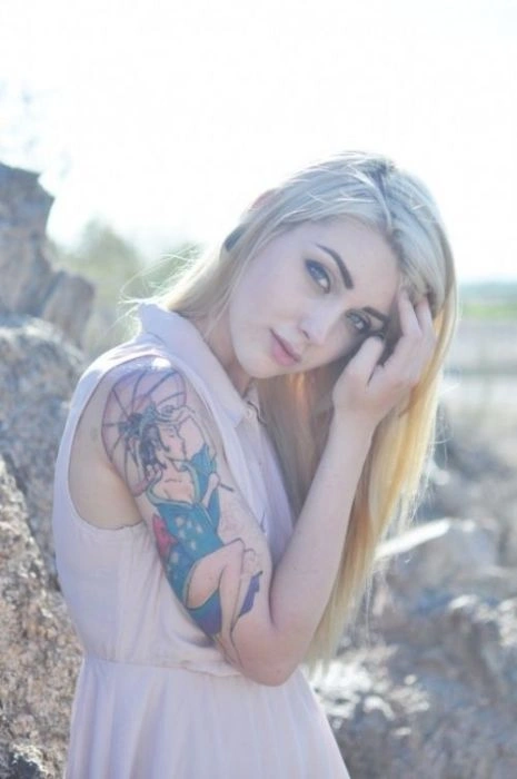 Чудові татуювання на струнких дівчатах (50 фото) – фото 27