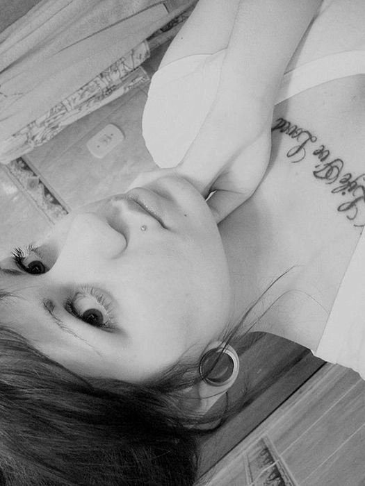 Чудові татуювання на струнких дівчатах (50 фото) – фото 39