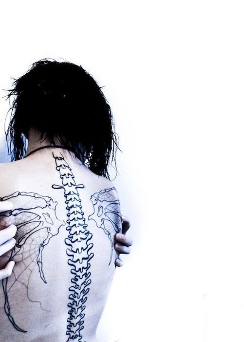 Чудові татуювання на струнких дівчатах (50 фото) – фото 48