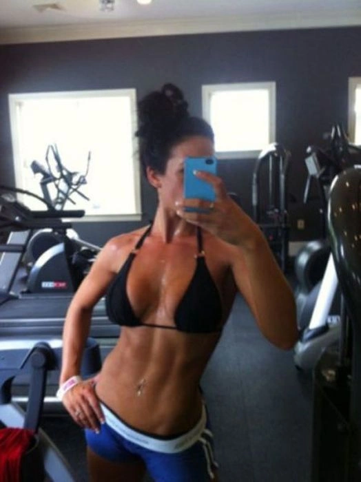 Худі дівчата, які займаються спортом (47 фото) – фото 32