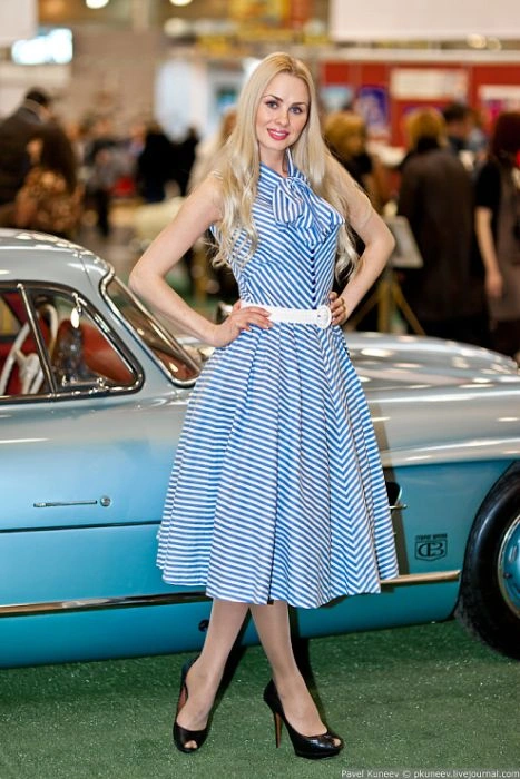 Дівчата та автомобілі ретро (35 фото) – фото 5