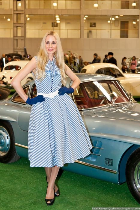 Дівчата та автомобілі ретро (35 фото) – фото 26