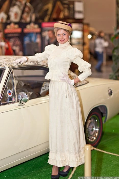 Дівчата та автомобілі ретро (35 фото) – фото 35