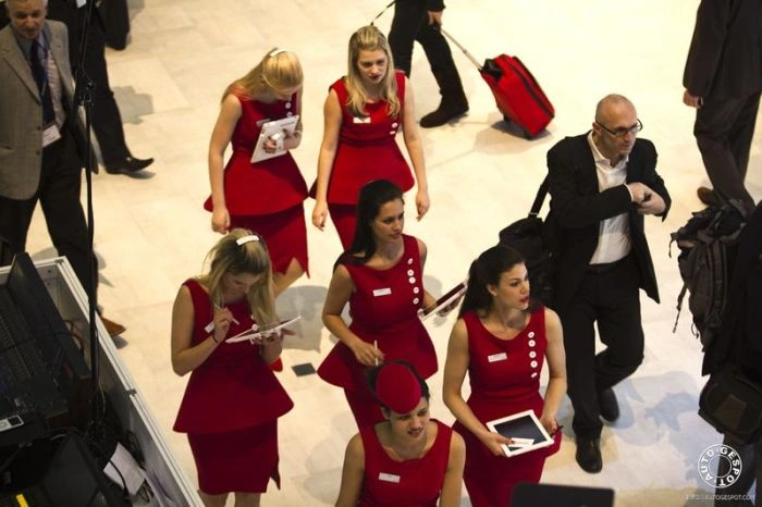 Дівчата з Женевського автосалону. Частина 2 (68 фото) – фото 44