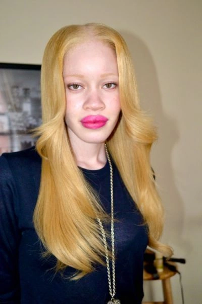 Модель-альбінос (7 фото) – фото 7