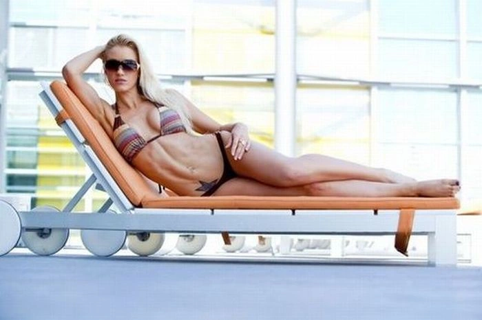 Стрункі дівчата дбають про свою фігуру (55 фото) – фото 5