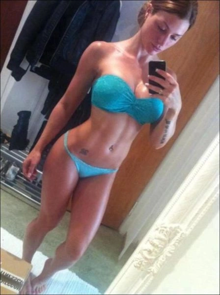 Стрункі дівчата дбають про свою фігуру (55 фото) – фото 8