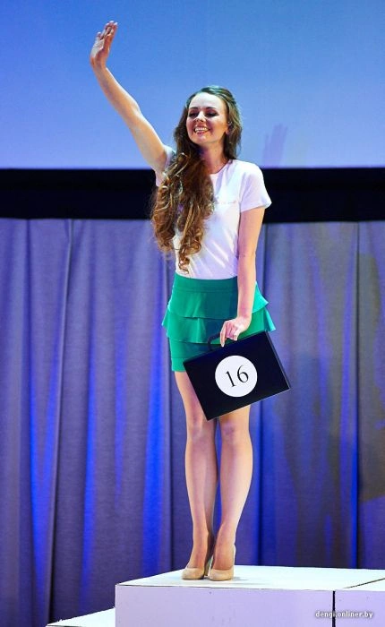 Найкрасивіша студентка Білорусі на конкурсі "Королева Весни" (34 фото) – фото 6