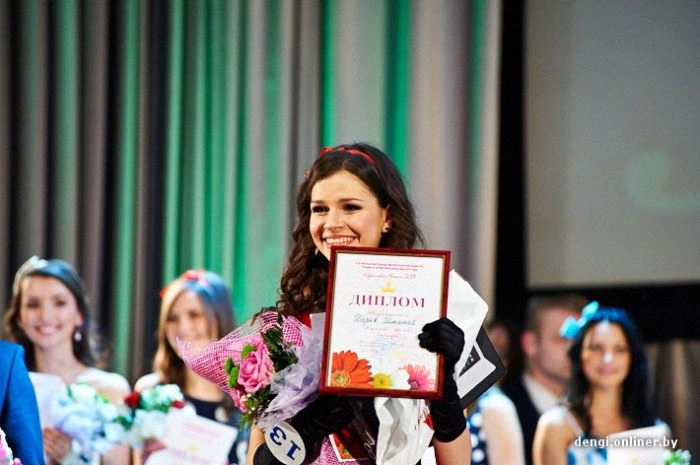 Найкрасивіша студентка Білорусі на конкурсі "Королева Весни" (34 фото) – фото 32