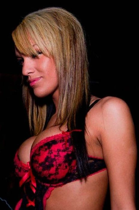 Дівчата у нижній білизні (92 фото) – фото 79