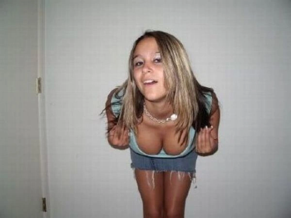 Дівчата з розкішним декольте (31 фото) – фото 7