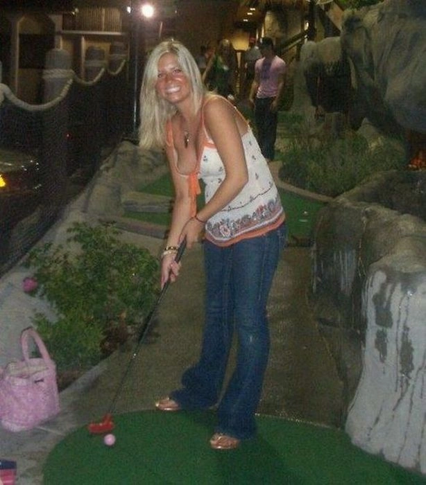 Дівчата з розкішним декольте (31 фото) – фото 11