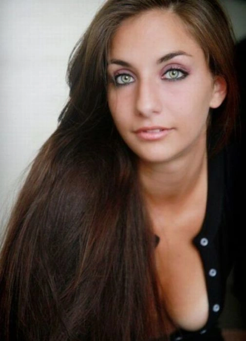 Дівчата з розкішним декольте (31 фото) – фото 18