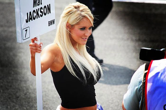 Дівчата з автогонок (70 фото) – фото 24