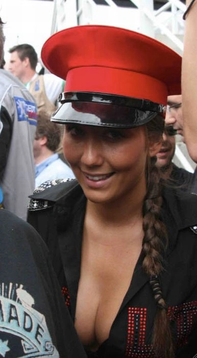 Дівчата з автогонок (70 фото) – фото 51