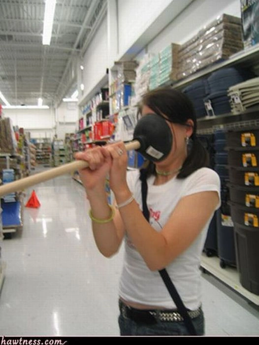 Гарні дівчата, які роблять дивні речі. Частина 5 (70 фото) – фото 65