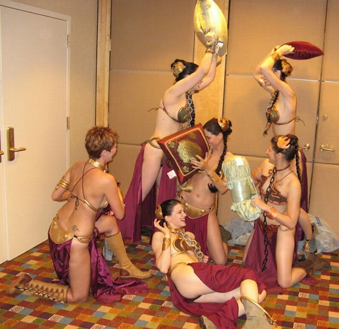 Гарні дівчата у костюмах принцеси Леї (31 фото) – фото 6