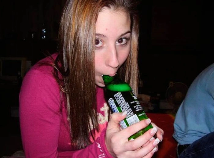 Дивні способи пити пиво (46 фото) – фото 28