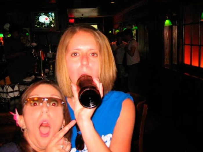 Дивні способи пити пиво (46 фото) – фото 30